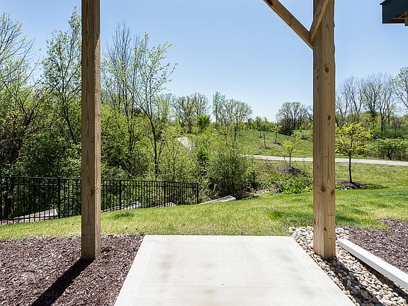 5th image of 2938 Corston Rd