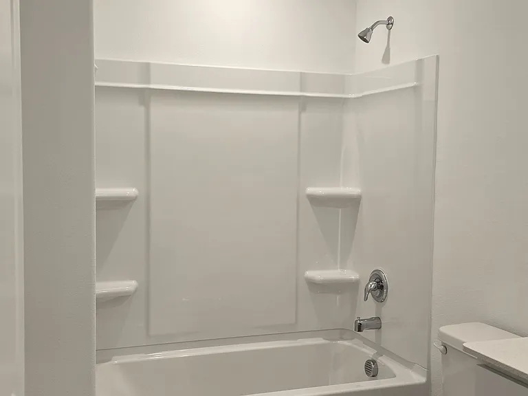 7916 Rutherford Ln — Photo 12