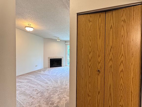 3rd image of 10522 Lake City Way NE APT 303