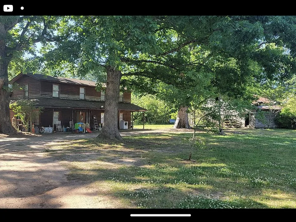 858 N Old Mill Rd