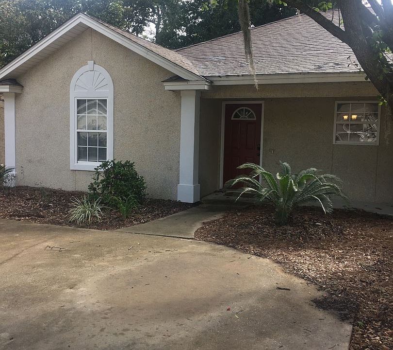 1st image of 199 Leeswood Cir