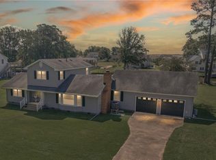107 Swan Dr, Currituck, NC 27929