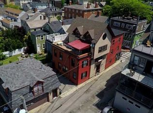 429 Thames St, Newport, RI 02840