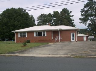 1332 Edgedale Dr, Salisbury, NC 28144