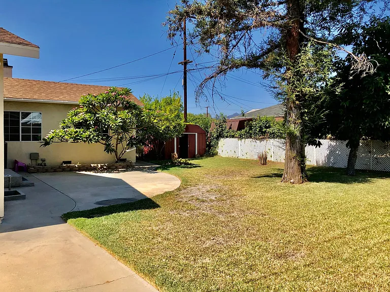 1223 E Workman Ave — Photo 20