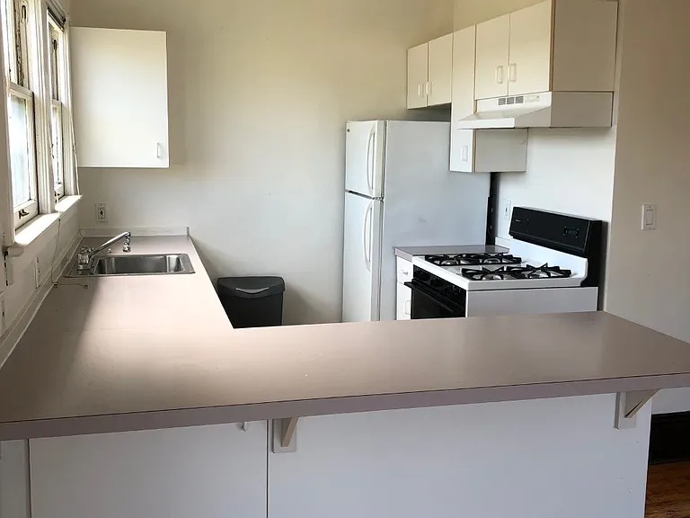 Clearwater and Star Apartments — Photo 28