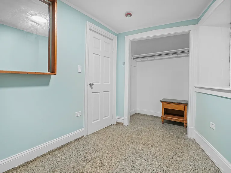 2321 S Albany Ave #G — Photo 7