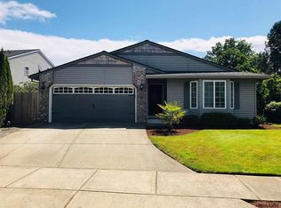 712 Maplewood Ct, Woodburn, OR
