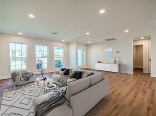 3718 Blue Heron Dr, Fort Myers, FL 33908