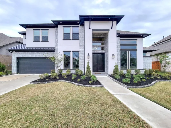 13806 Friarstone Pointe Dr, Cypress, TX 77433