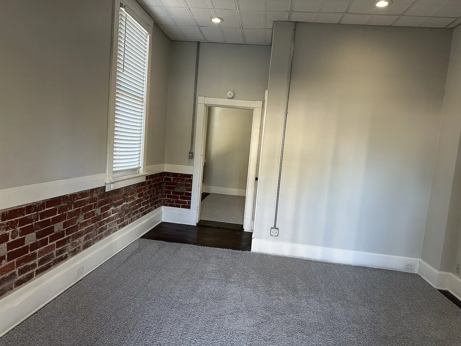 3034 W Maryland St — Photo 1