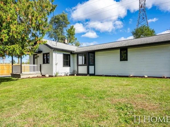 1822 Collingwood Ave SW, Wyoming, MI 49519