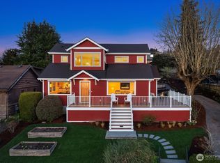 6746 41st Ave SW, Seattle, WA 98136