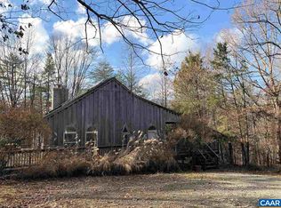 1009 Deer Run Dr, Nellysford, VA 22958