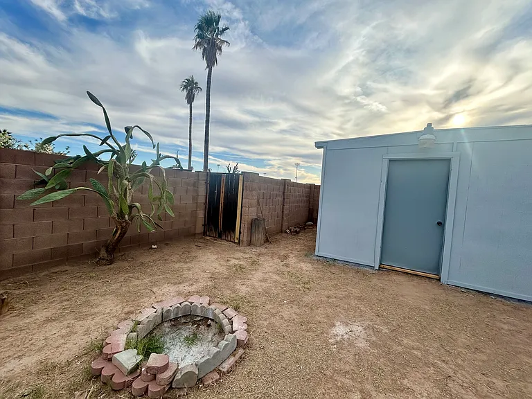 1929 E Alameda Dr — Photo 23