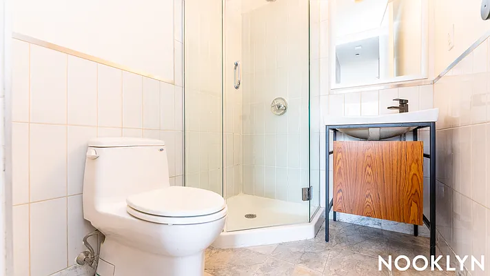 Rented by Nooklyn NYC LLC | media 10