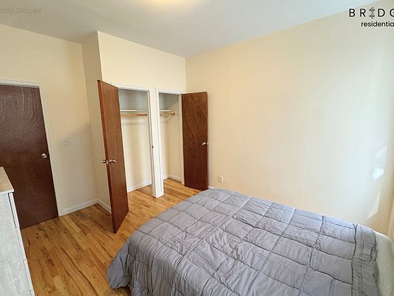 5th image of 515 W 111th St APT 3E