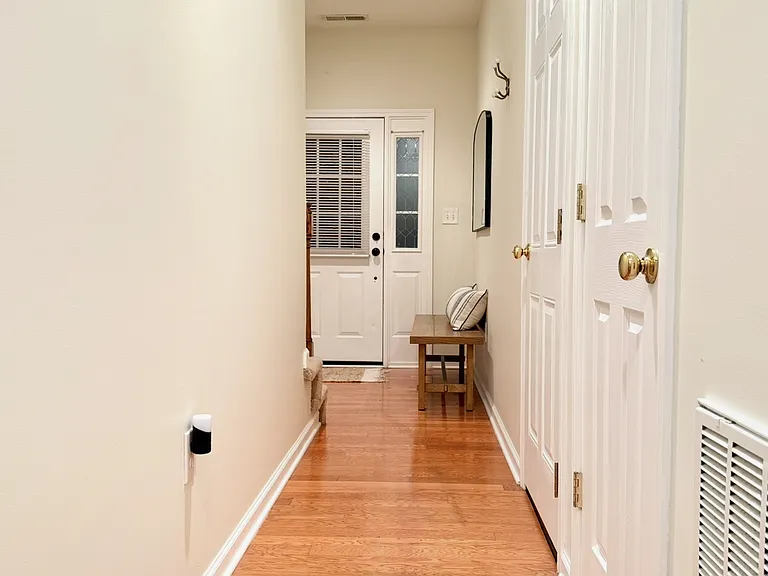 2045 N Economy Rd — Photo 4