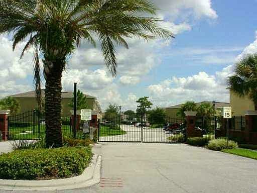 2nd image of 12727 Somerset Oaks St
