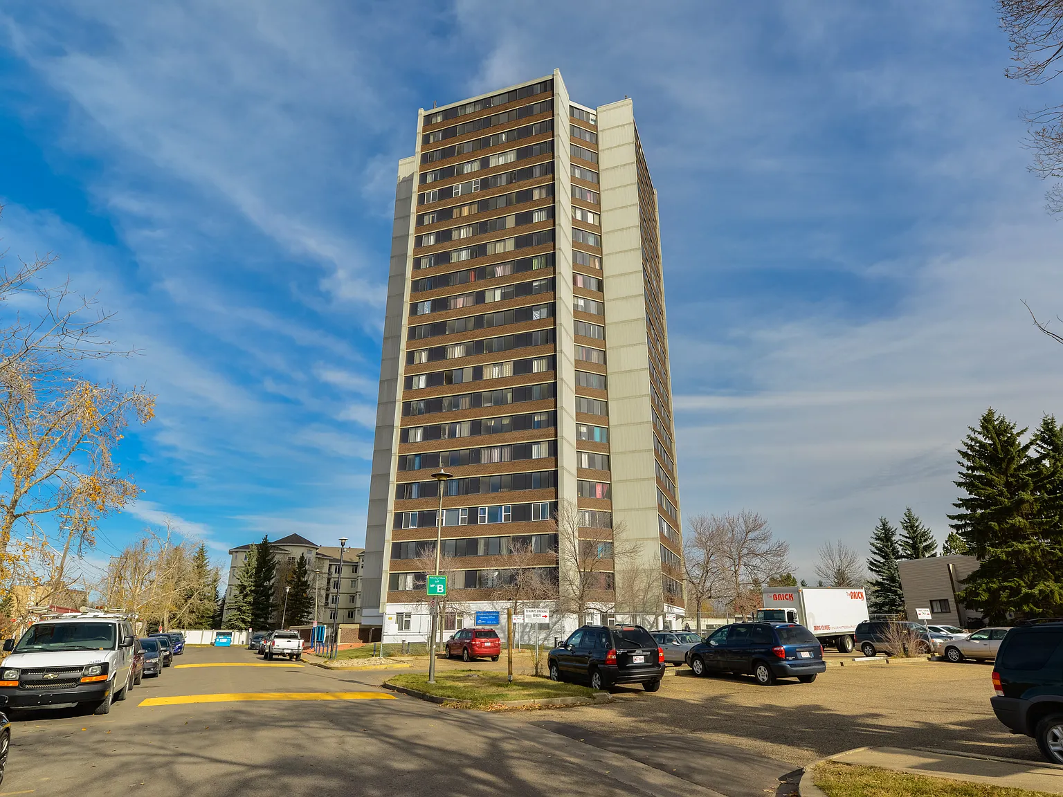Galbraith House — Photo 4