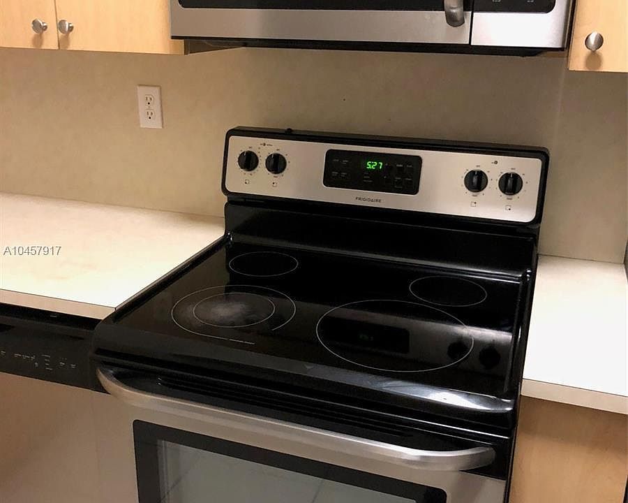 1st image of 1250 SE 31st Ct #20233