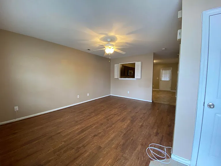 419 Caldwell Loop — Photo 3