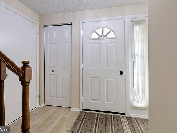 2nd image of 10297 Woodmont Ct