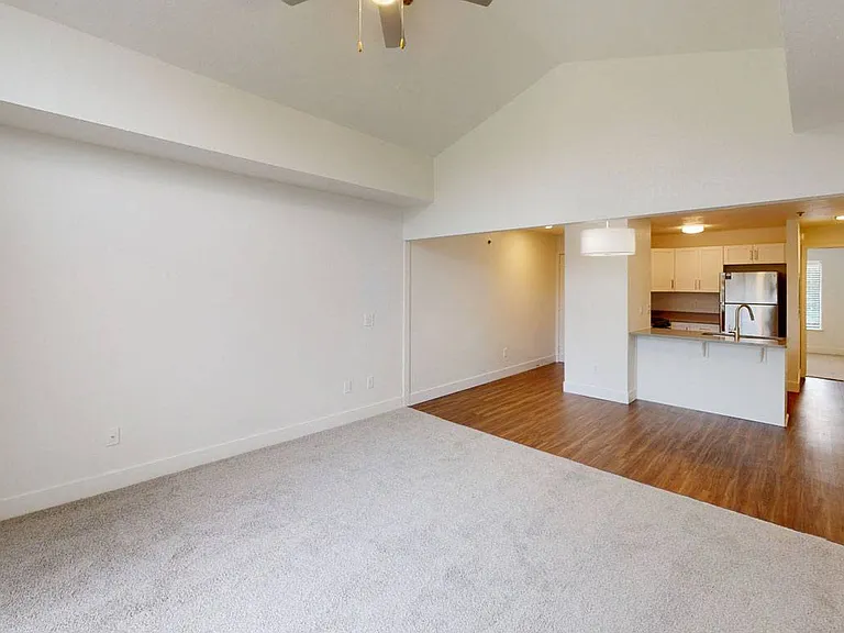 Green Ridge Apartments — Photo 59
