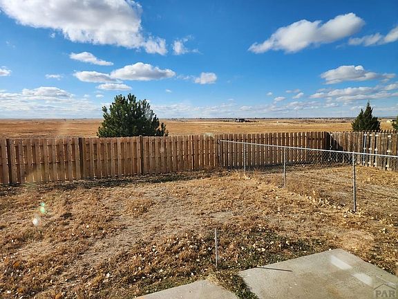 3rd image of 417 Kiva Ct