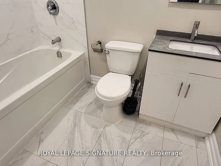 32 Albion St #BASEMENT — Photo 7