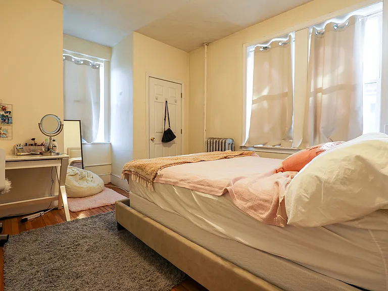 324 Saint Paul St #4 — Photo 8