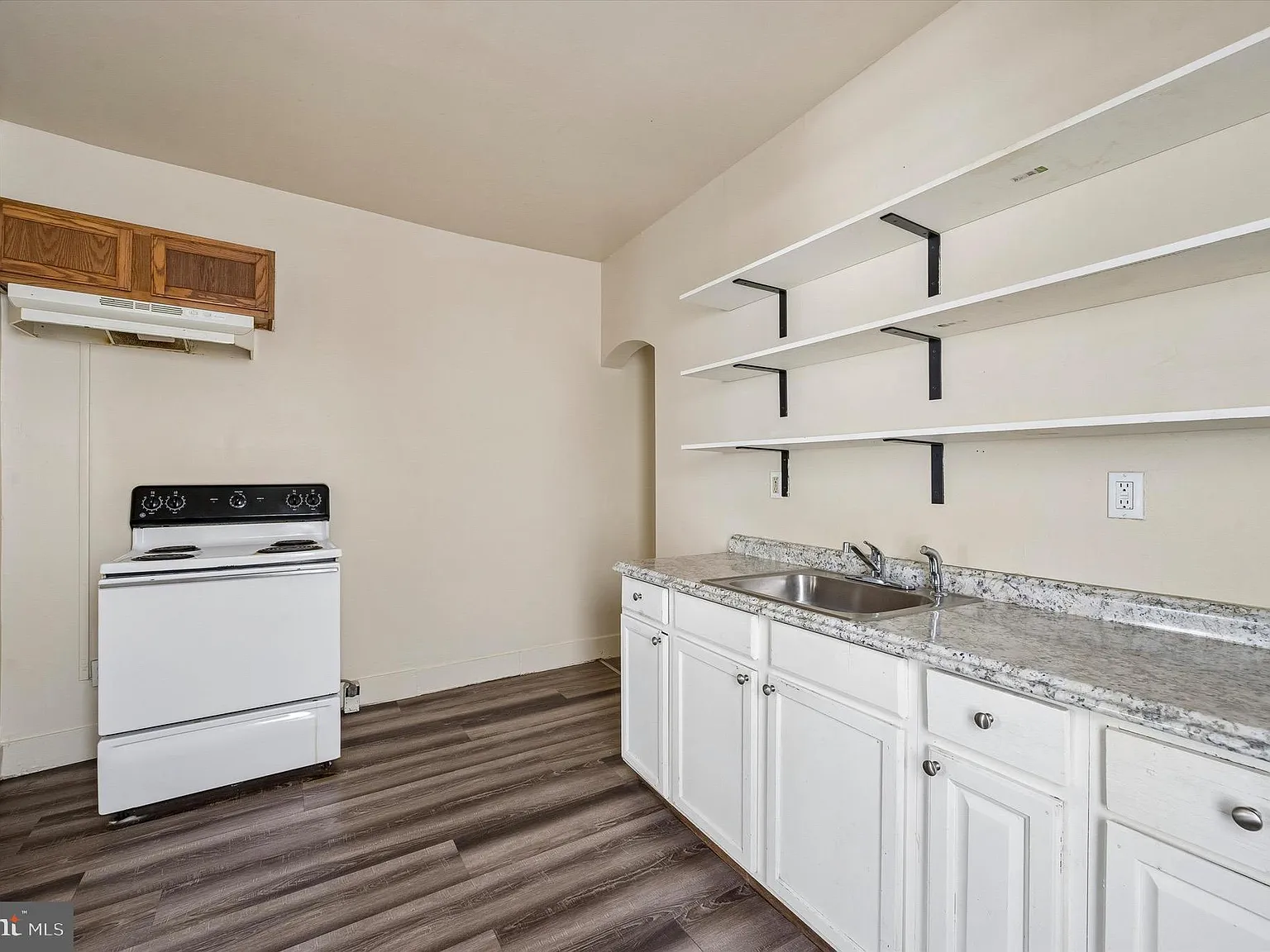 2 bed, 900 sqft, $1,250 — Photo 4