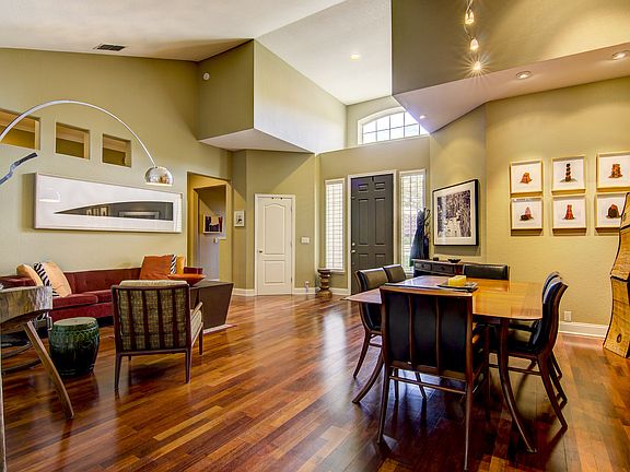 5th image of 8241 Bramhall Way