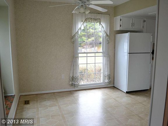 3rd image of 13118 Dairymaid Dr