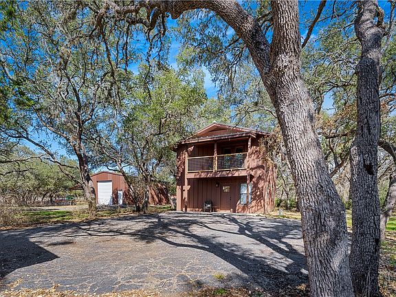 4th image of 2444 Purgatory Rd