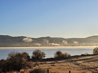 2546 Lakeshore Dr, Klamath Falls, OR