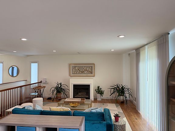 2nd image of 452 Westminster Pl #A