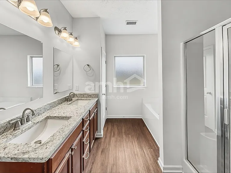 3331 Foxside Ln — Photo 10