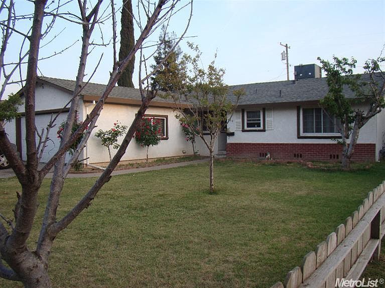 1st image of 720 Mulberry Ave