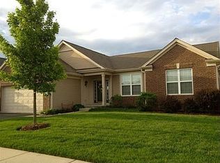 621 Tuscan View Dr, Elgin, IL 60124