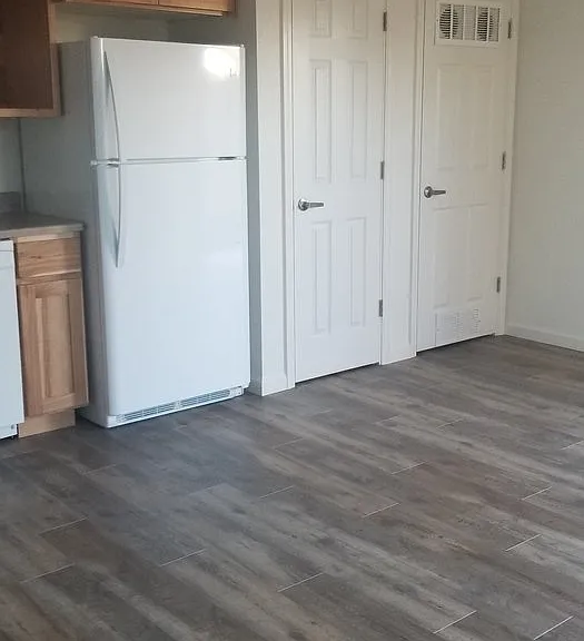 1155 Joanna Ct #1-7 — Photo 3