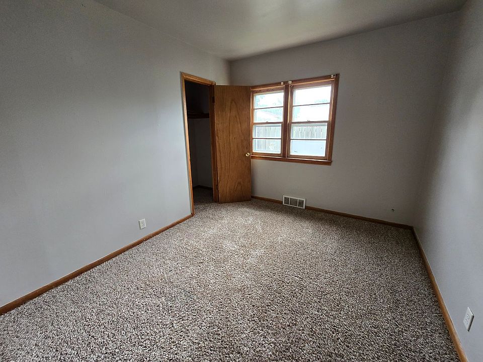 1st image of 2430-32 Williams Ave