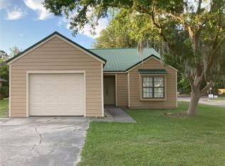 1135 SW Fairfax Gln, Lake City, FL 32025