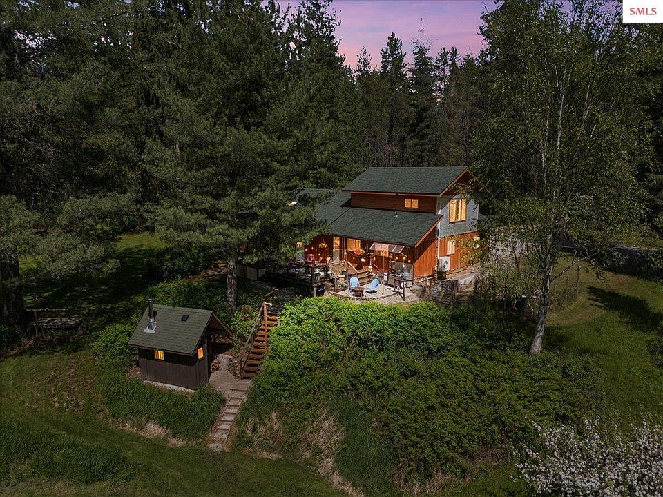 1st image of 594 Hidden Valley Rd