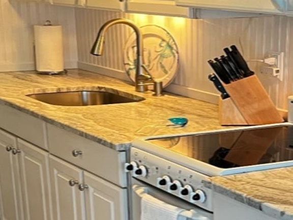 5th image of 212 Brigantine Ave #215