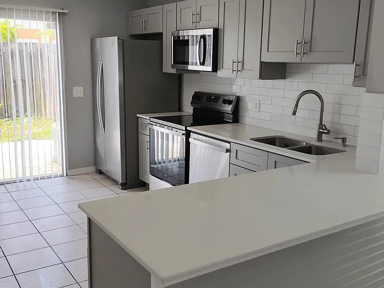4898 Orleans Ct #D — Photo 1