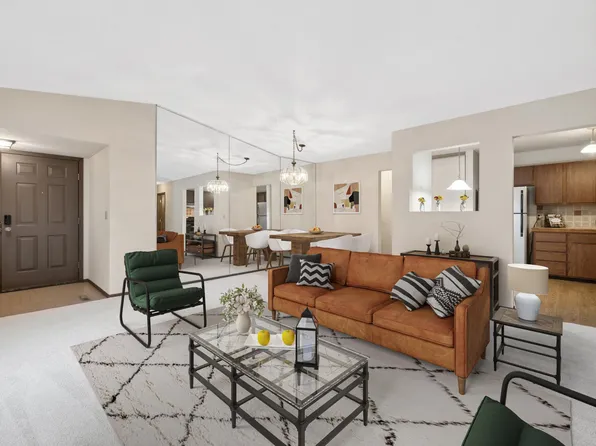 14895 18th Ave N, Plymouth, MN 55447