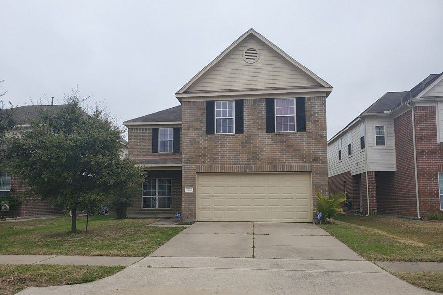 1st image of 14626 Fir Knoll Way