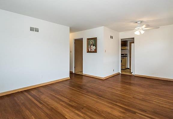 4th image of 8200 Weimar Dr
