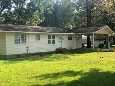 690 Country Club Rd NE, Brookhaven, MS, 39601